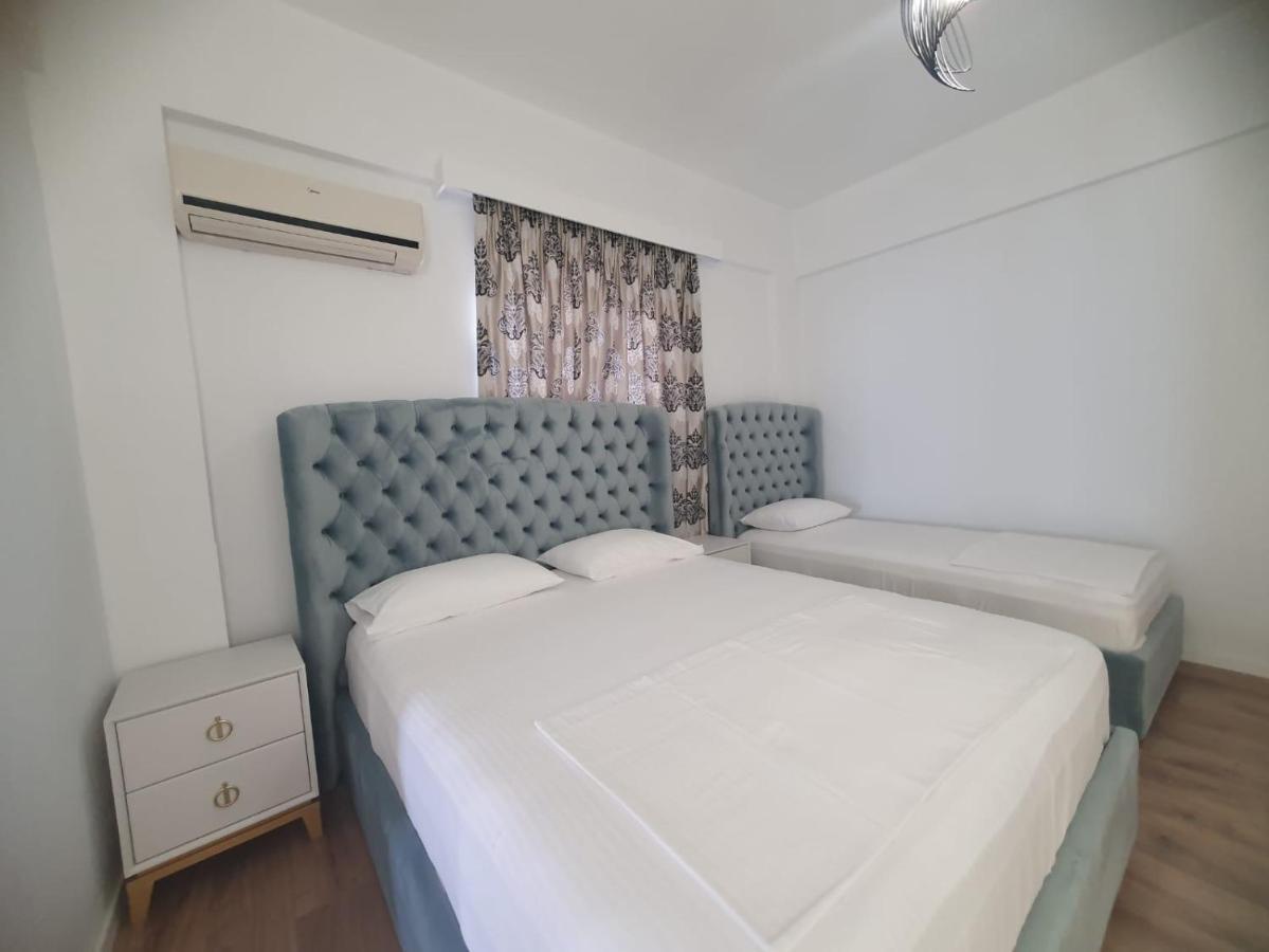 Murati Suites Sarandë エクステリア 写真
