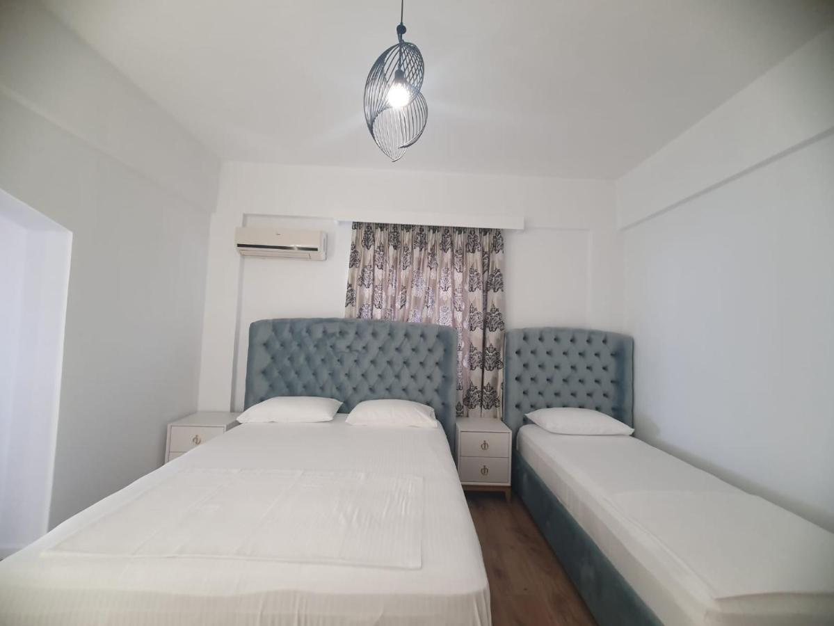 Murati Suites Sarandë エクステリア 写真